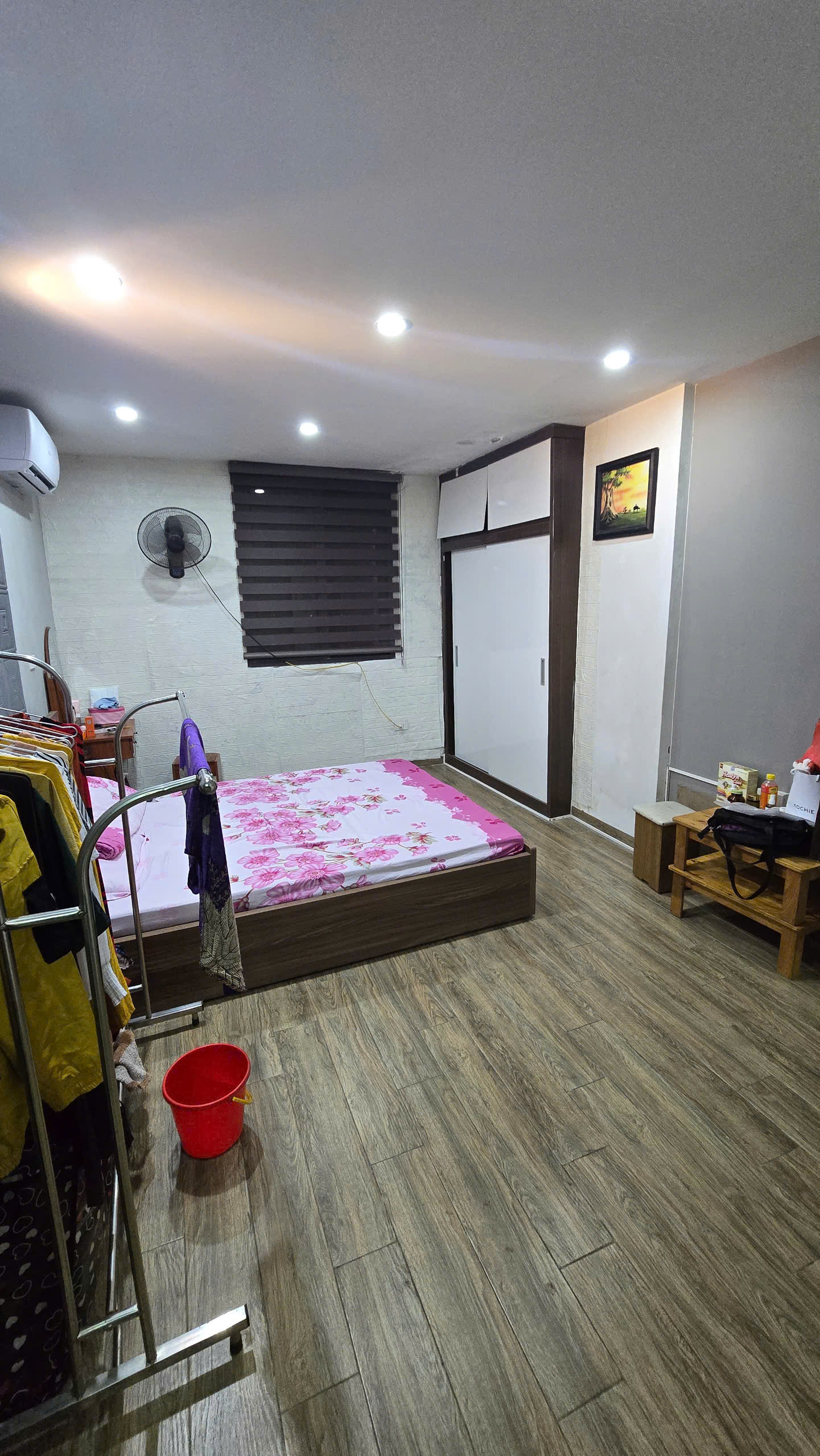 Cho thuê chung cư Bình Vượng, 112 m2* 1 tầng 3pn, 11 Triệu KD on, ở gđ, nhóm - Ảnh 3